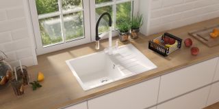 Смеситель для кухни Ulgran Classic U-026 черный матовый с высоким гибким изливом